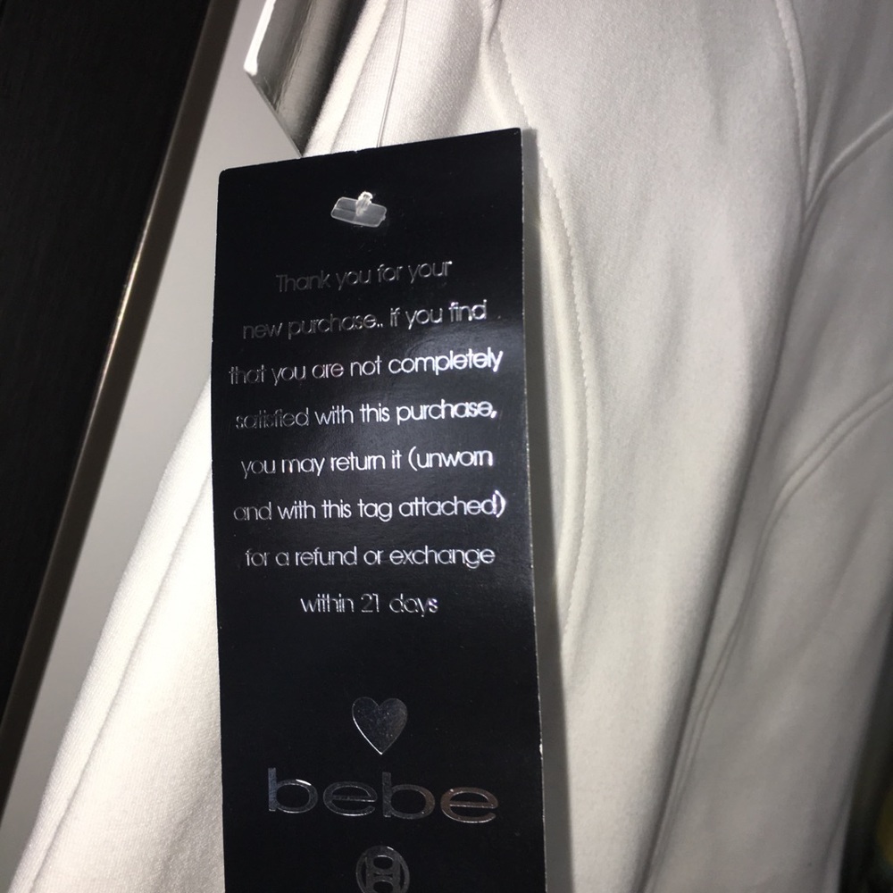 Bebe - Picture 5 of 5